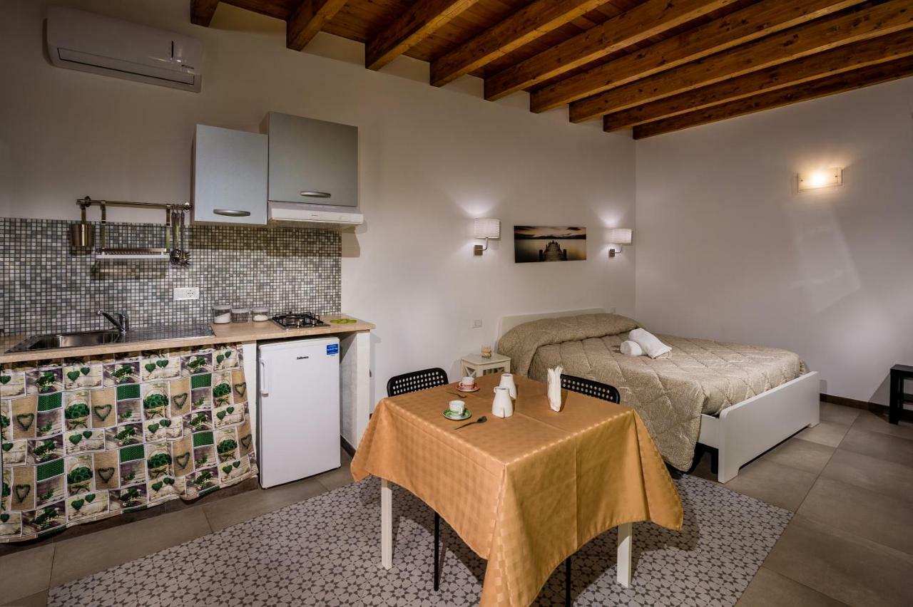 Il Cortile Apartman Castellammare del Golfo Kültér fotó